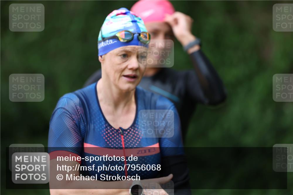 15.06.2025 - 7 Türme Triathlon Michael Strokosch http://msf.ph/oto/7956068 15.06.2025 12:34:48 Schwimmen 352, 359, 482, 526, 535, 547 meine-sportfotos.de