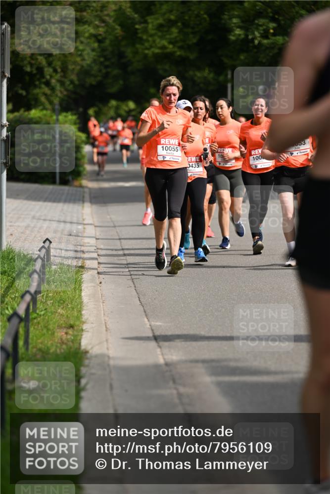 15.06.2025 - REWE Women's Run Dr. Thomas Lammeyer http://msf.ph/oto/7956109 15.06.2025 09:46:21 Laufen 10055 meine-sportfotos.de