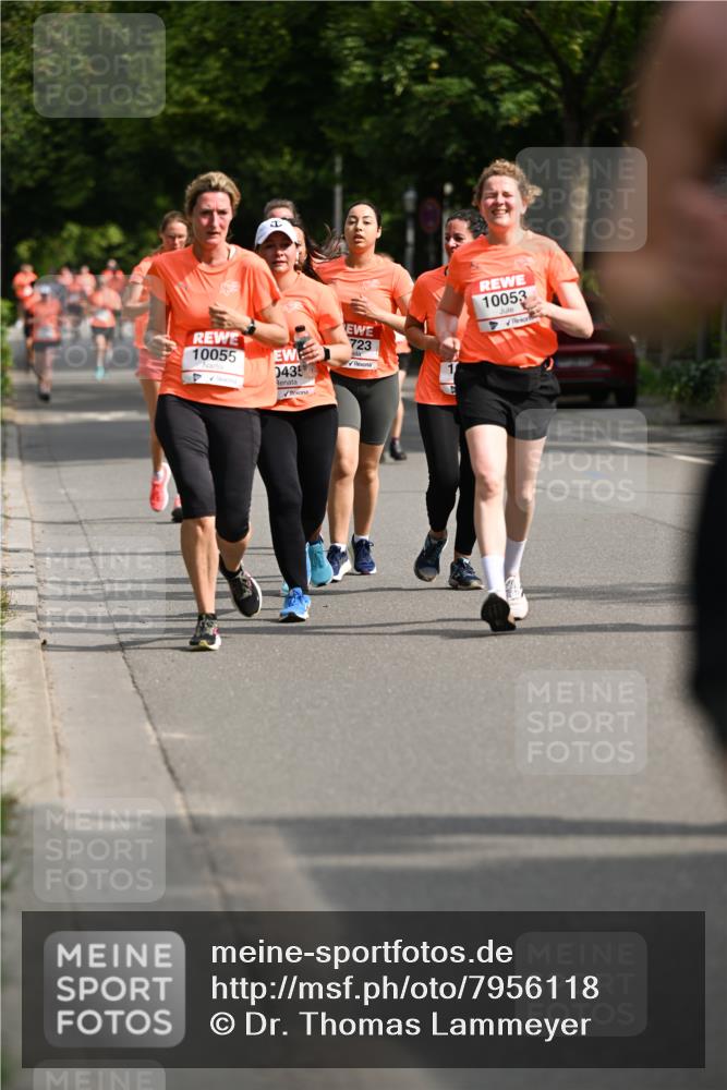 15.06.2025 - REWE Women's Run Dr. Thomas Lammeyer http://msf.ph/oto/7956118 15.06.2025 09:46:21 Laufen 10055, 10053 meine-sportfotos.de