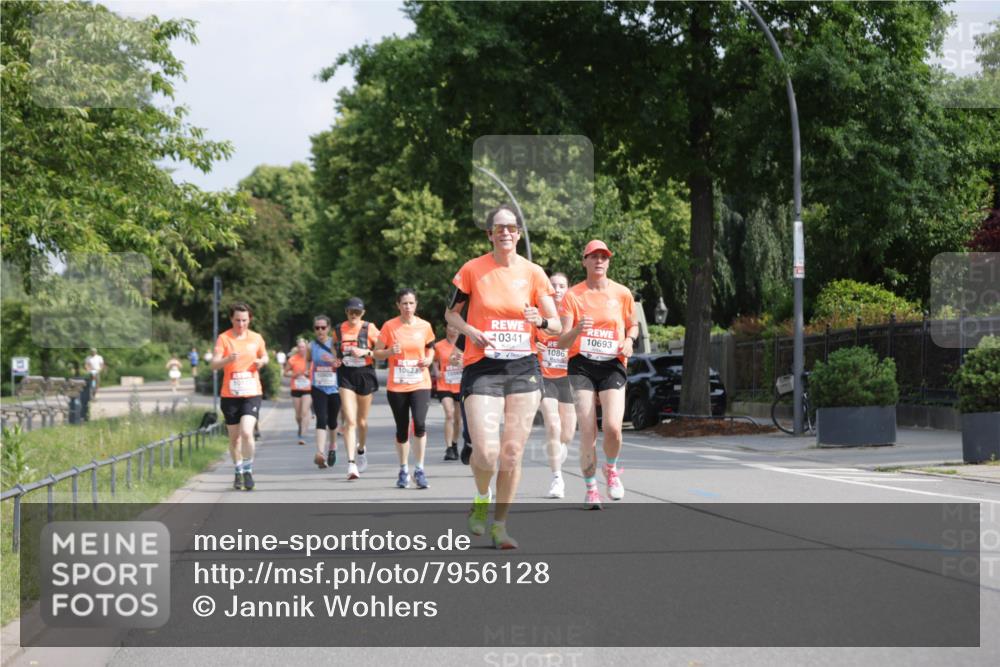 15.06.2025 - REWE Women's Run Jannik Wohlers http://msf.ph/oto/7956128 15.06.2025 08:51:42 Laufen 101, 10623, 40341, 10693, 1086 meine-sportfotos.de