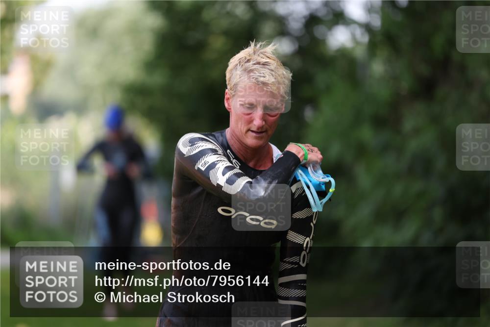 15.06.2025 - 7 Türme Triathlon Michael Strokosch http://msf.ph/oto/7956144 15.06.2025 12:35:14 Schwimmen 408, 420, 532, 533 meine-sportfotos.de