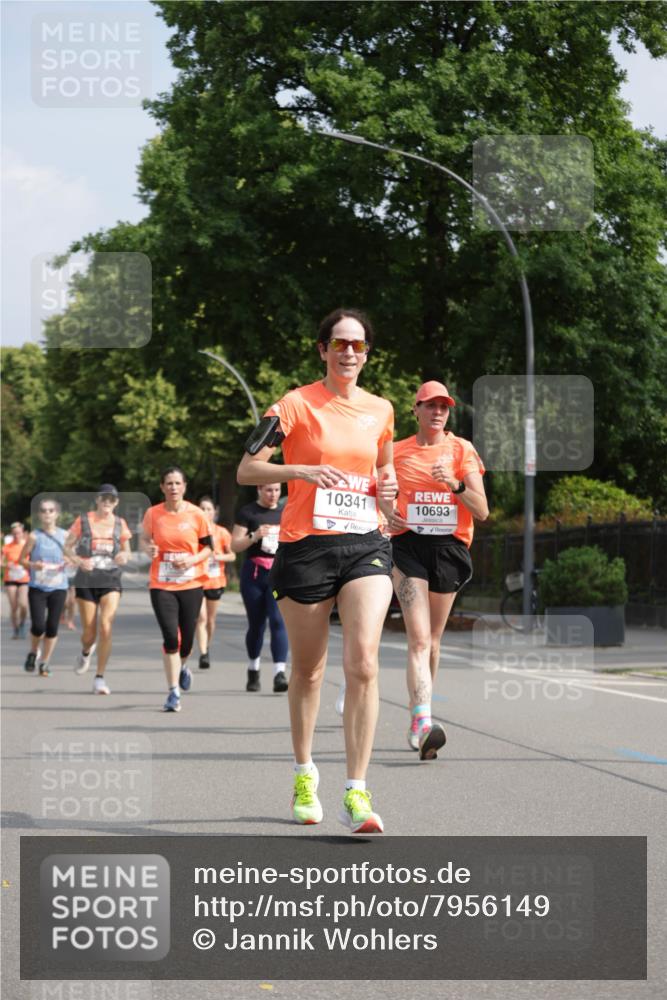 15.06.2025 - REWE Women's Run Jannik Wohlers http://msf.ph/oto/7956149 15.06.2025 08:51:43 Laufen 10341, 10693 meine-sportfotos.de