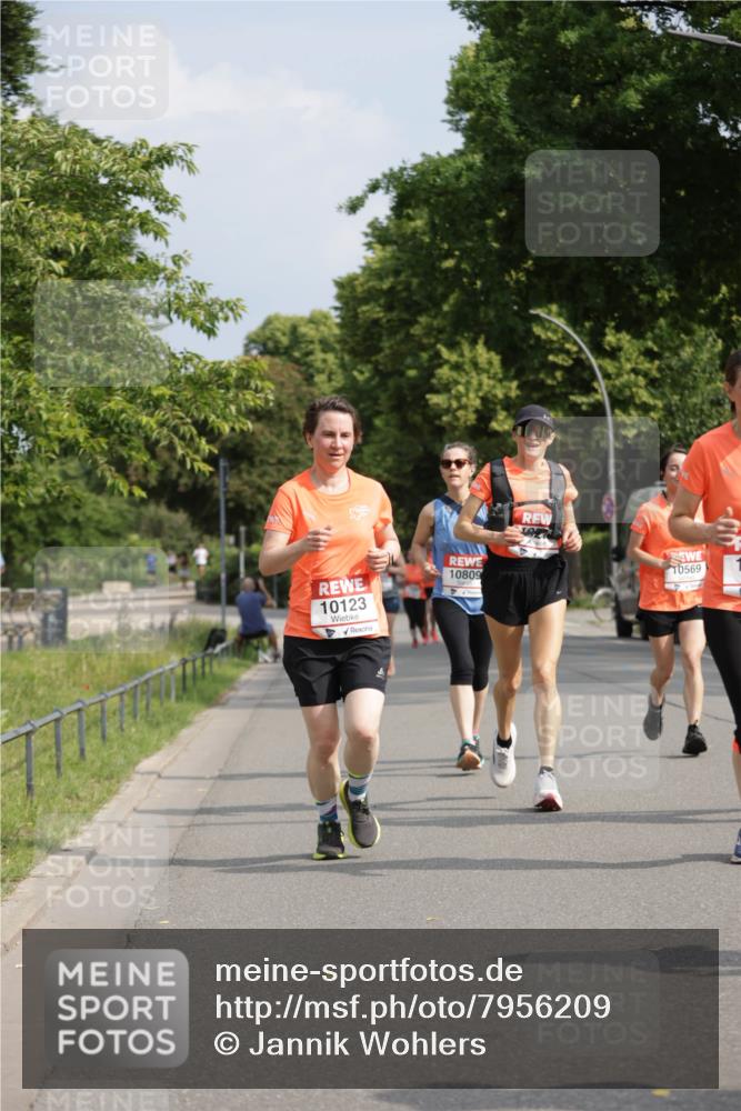 15.06.2025 - REWE Women's Run Jannik Wohlers http://msf.ph/oto/7956209 15.06.2025 08:51:45 Laufen 10123, 10809, 100, 0569 meine-sportfotos.de