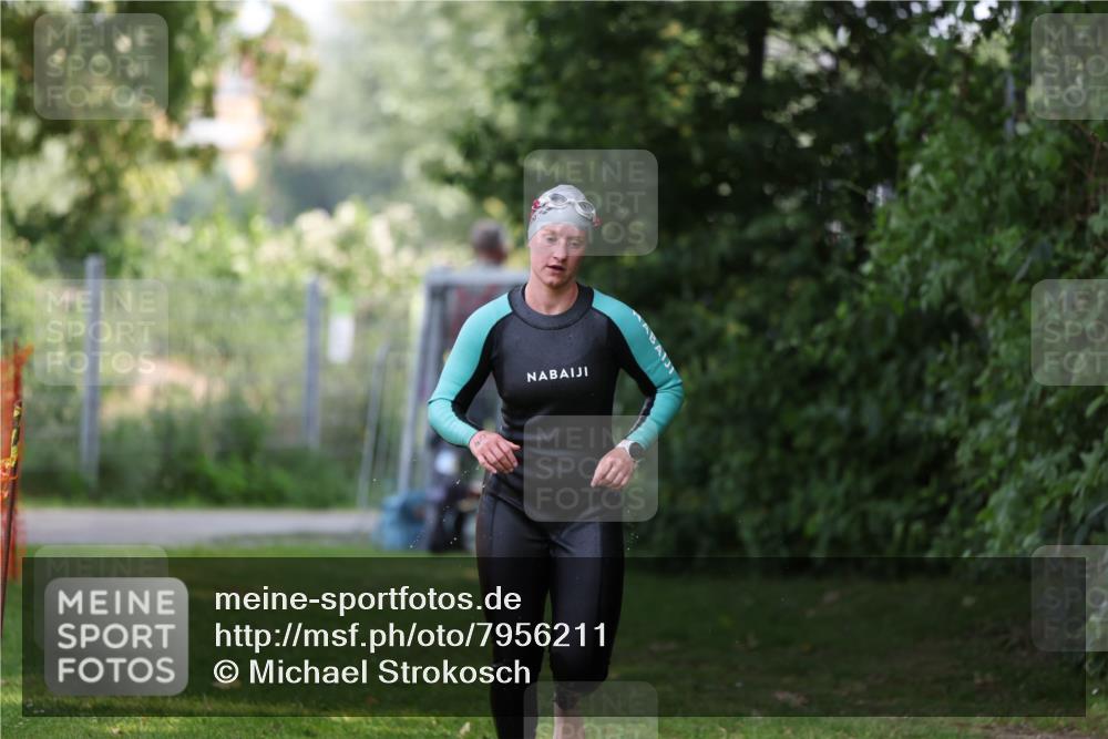 15.06.2025 - 7 Türme Triathlon Michael Strokosch http://msf.ph/oto/7956211 15.06.2025 12:35:32 Schwimmen 408, 532 meine-sportfotos.de