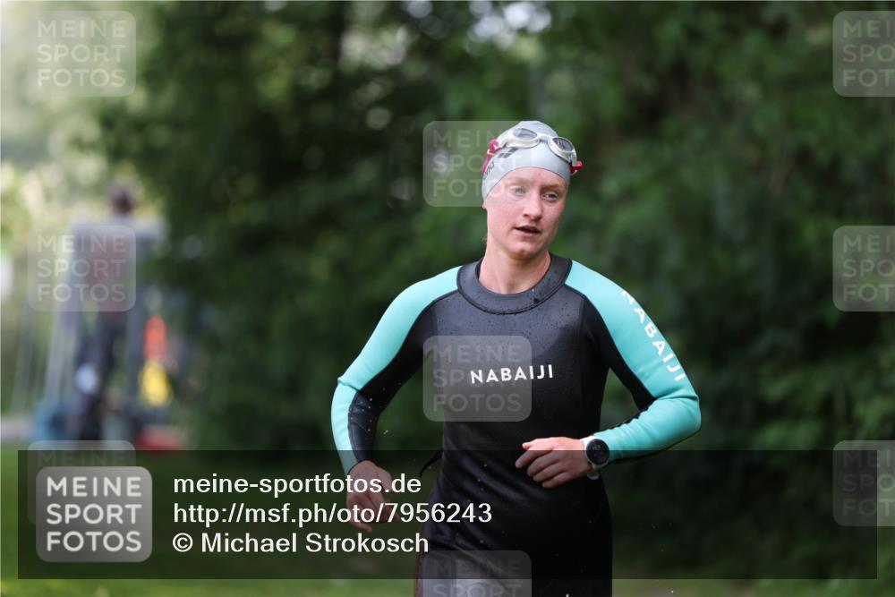 15.06.2025 - 7 Türme Triathlon Michael Strokosch http://msf.ph/oto/7956243 15.06.2025 12:35:33 Schwimmen 408 meine-sportfotos.de