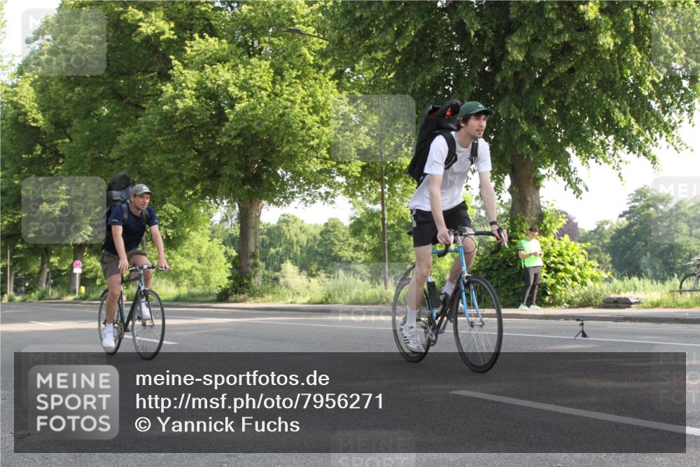 15.06.2025 - 7 Türme Triathlon Yannick Fuchs http://msf.ph/oto/7956271 15.06.2025 09:05:23 Radfahren  meine-sportfotos.de