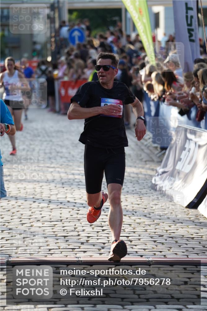 13.06.2025 - Holstenköstenlauf Felixshl http://msf.ph/oto/7956278 13.06.2025 19:47:03 Laufen 2020, 2156, 2468, 3225, 3842 meine-sportfotos.de