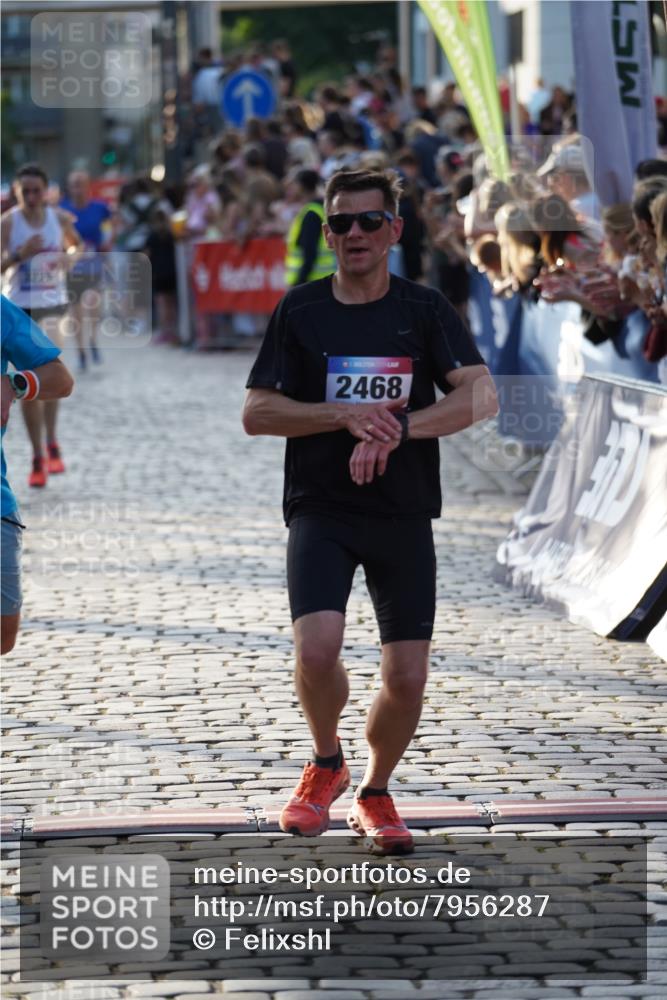 13.06.2025 - Holstenköstenlauf Felixshl http://msf.ph/oto/7956287 13.06.2025 19:47:04 Laufen 2020, 2156, 2468, 2881, 3225 meine-sportfotos.de