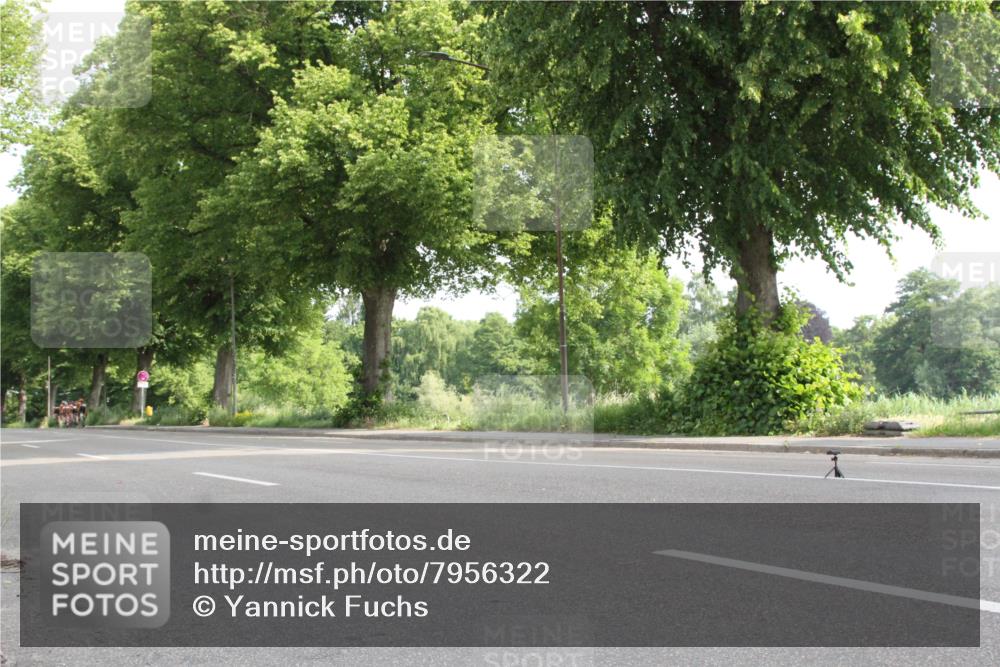 15.06.2025 - 7 Türme Triathlon Yannick Fuchs http://msf.ph/oto/7956322 15.06.2025 09:30:01 Radfahren  meine-sportfotos.de