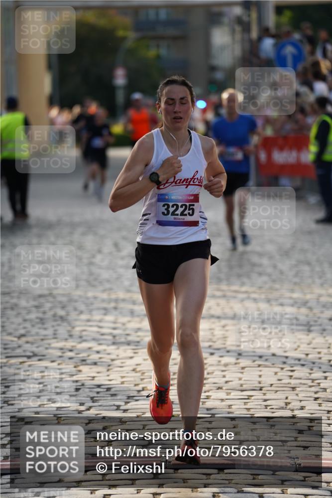 13.06.2025 - Holstenköstenlauf Felixshl http://msf.ph/oto/7956378 13.06.2025 19:47:07 Laufen 2156, 2468, 2881, 3225 meine-sportfotos.de