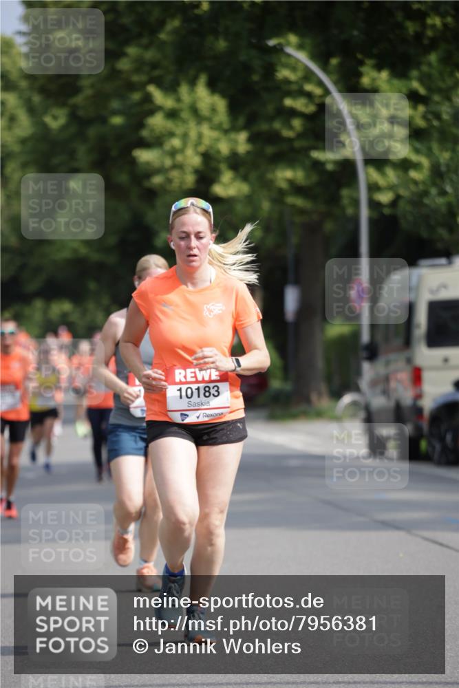 15.06.2025 - REWE Women's Run Jannik Wohlers http://msf.ph/oto/7956381 15.06.2025 08:51:50 Laufen 10183 meine-sportfotos.de