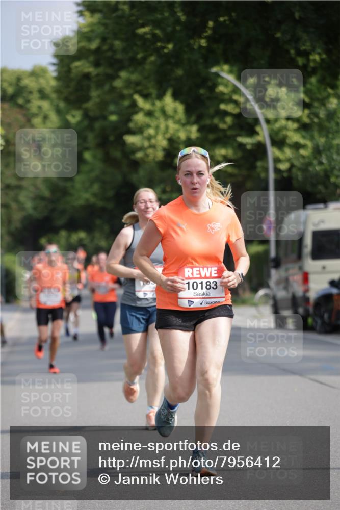 15.06.2025 - REWE Women's Run Jannik Wohlers http://msf.ph/oto/7956412 15.06.2025 08:51:50 Laufen 10183 meine-sportfotos.de