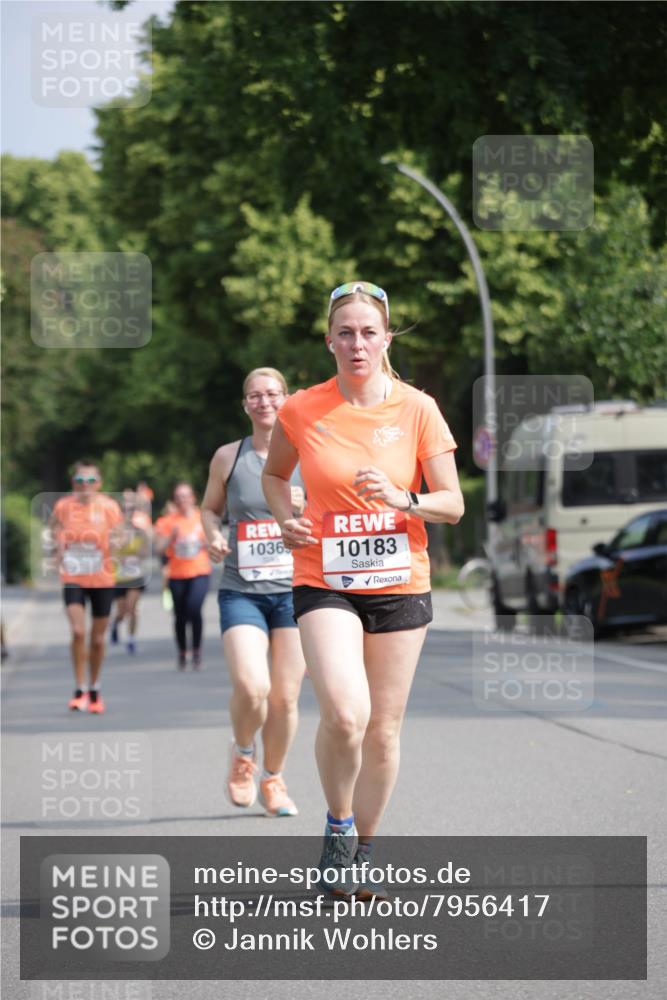 15.06.2025 - REWE Women's Run Jannik Wohlers http://msf.ph/oto/7956417 15.06.2025 08:51:50 Laufen 1036, 10183 meine-sportfotos.de