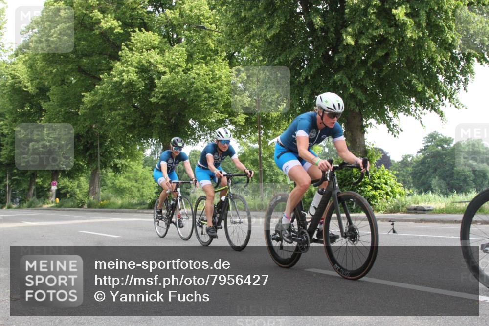 15.06.2025 - 7 Türme Triathlon Yannick Fuchs http://msf.ph/oto/7956427 15.06.2025 09:48:11 Radfahren  meine-sportfotos.de