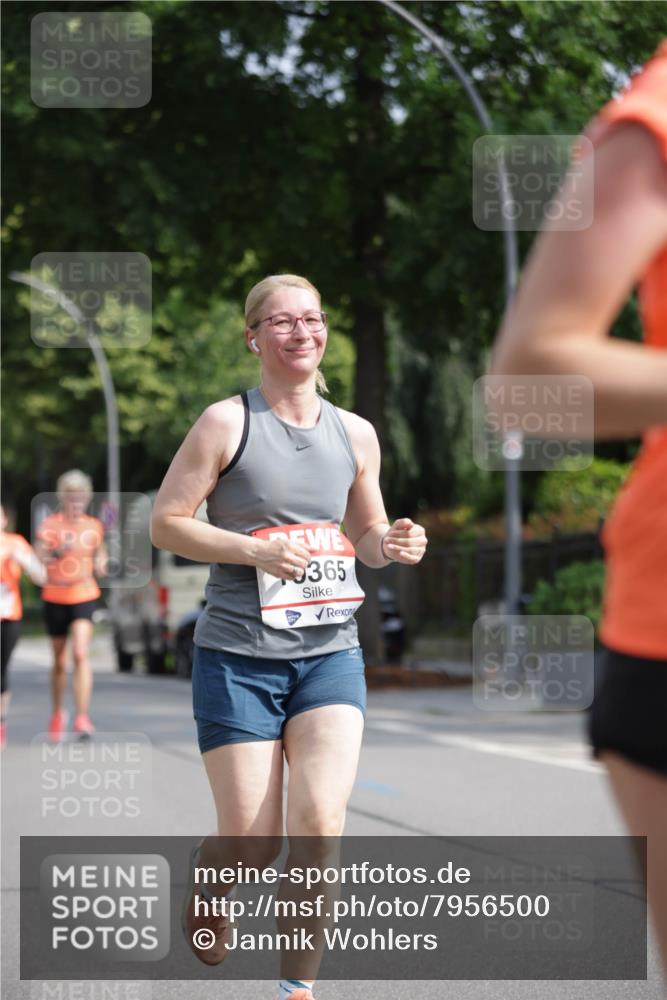 15.06.2025 - REWE Women's Run Jannik Wohlers http://msf.ph/oto/7956500 15.06.2025 08:51:53 Laufen 0365 meine-sportfotos.de