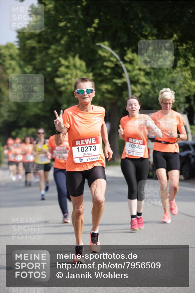 15.06.2025 - REWE Women's Run Jannik Wohlers http://msf.ph/oto/7956509 15.06.2025 08:51:56 Laufen 100, 46, 10273, 10245 meine-sportfotos.de