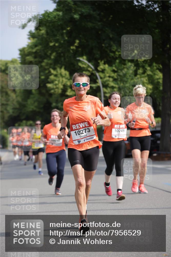 15.06.2025 - REWE Women's Run Jannik Wohlers http://msf.ph/oto/7956529 15.06.2025 08:51:56 Laufen 100, 10273, 10245 meine-sportfotos.de