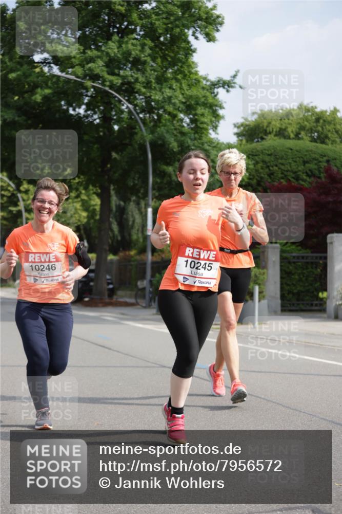 15.06.2025 - REWE Women's Run Jannik Wohlers http://msf.ph/oto/7956572 15.06.2025 08:51:58 Laufen 10246, 10245 meine-sportfotos.de