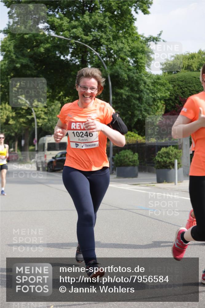 15.06.2025 - REWE Women's Run Jannik Wohlers http://msf.ph/oto/7956584 15.06.2025 08:51:59 Laufen 10246 meine-sportfotos.de