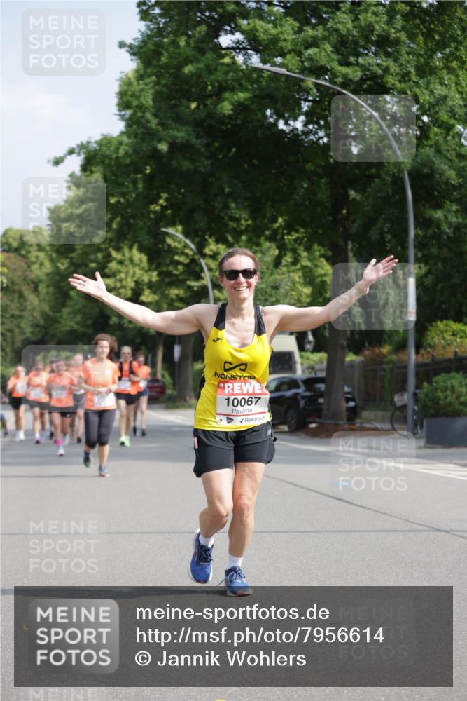 15.06.2025 - REWE Women's Run Jannik Wohlers http://msf.ph/oto/7956614 15.06.2025 08:52:02 Laufen 10067 meine-sportfotos.de