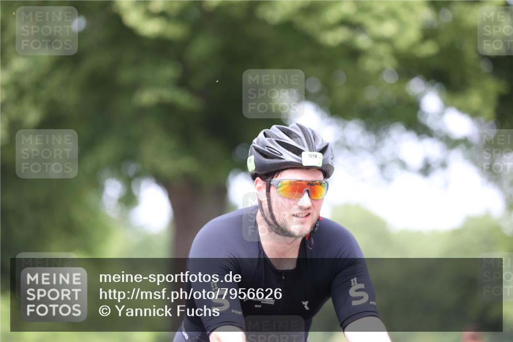 15.06.2025 - 7 Türme Triathlon Yannick Fuchs http://msf.ph/oto/7956626 15.06.2025 13:40:33 Radfahren 928, 1025 meine-sportfotos.de