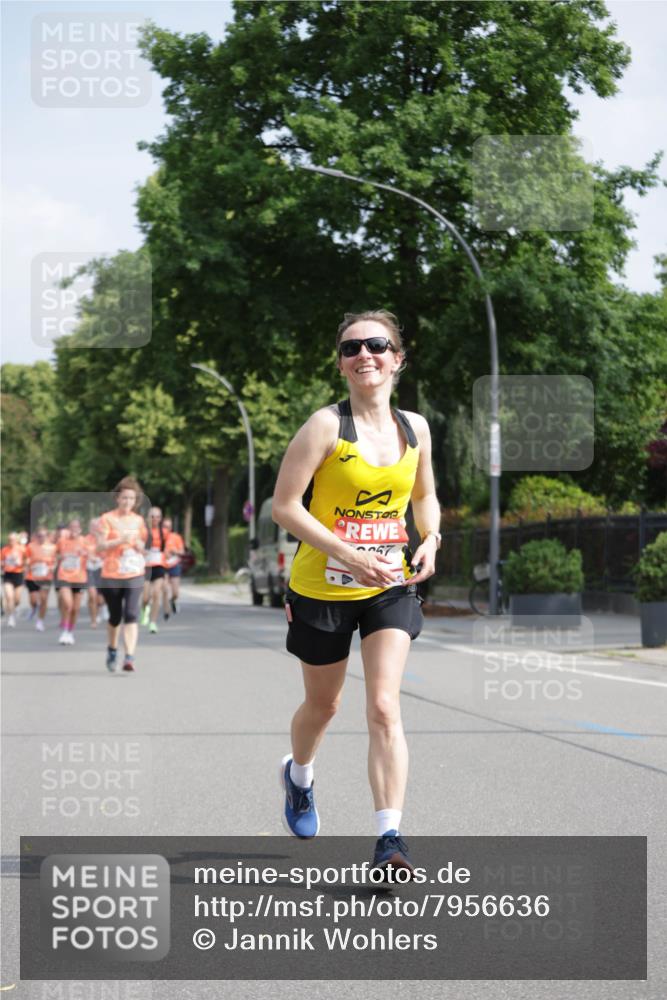 15.06.2025 - REWE Women's Run Jannik Wohlers http://msf.ph/oto/7956636 15.06.2025 08:52:02 Laufen 2500 meine-sportfotos.de