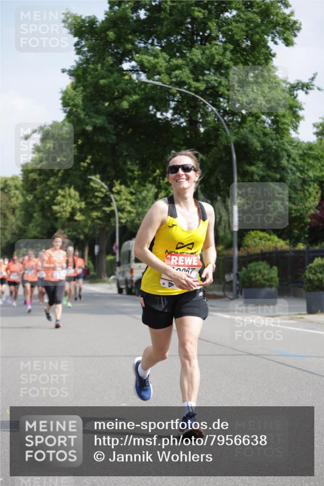 15.06.2025 - REWE Women's Run Jannik Wohlers http://msf.ph/oto/7956638 15.06.2025 08:52:02 Laufen 2900 meine-sportfotos.de