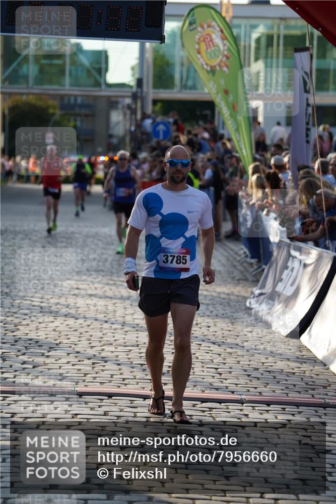 13.06.2025 - Holstenköstenlauf Felixshl http://msf.ph/oto/7956660 13.06.2025 19:47:32 Laufen 2639, 2795, 3785 meine-sportfotos.de