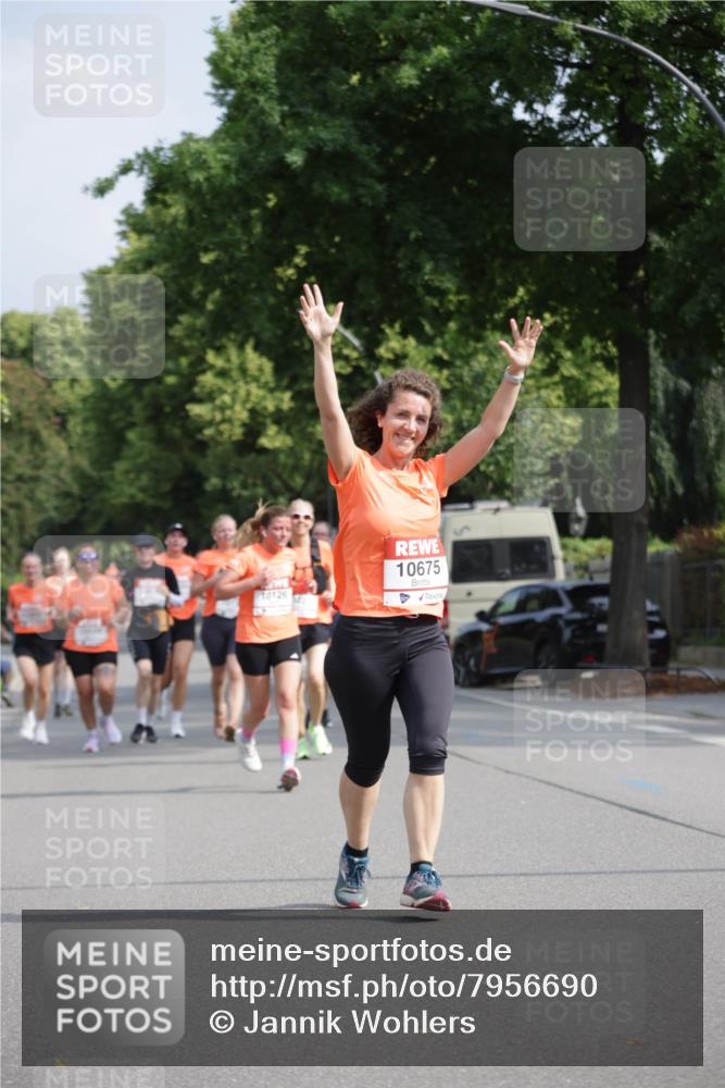 15.06.2025 - REWE Women's Run Jannik Wohlers http://msf.ph/oto/7956690 15.06.2025 08:52:05 Laufen 10126, 10675 meine-sportfotos.de