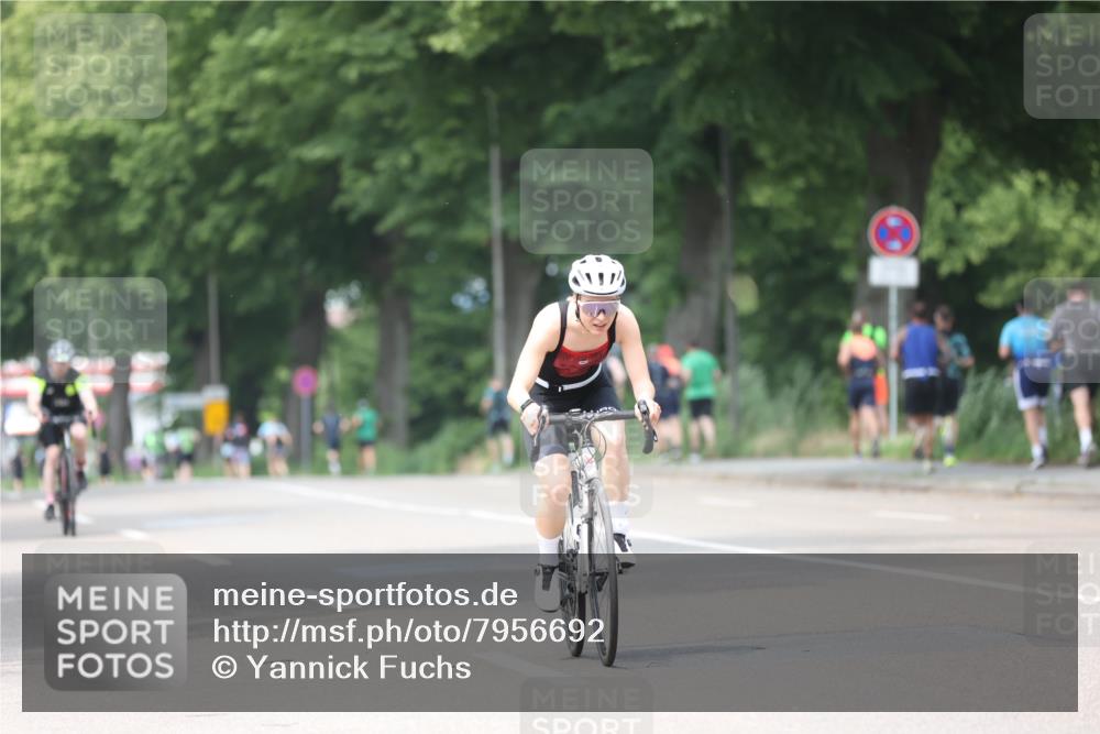 15.06.2025 - 7 Türme Triathlon Yannick Fuchs http://msf.ph/oto/7956692 15.06.2025 13:40:47 Radfahren 403, 526, 1007 meine-sportfotos.de