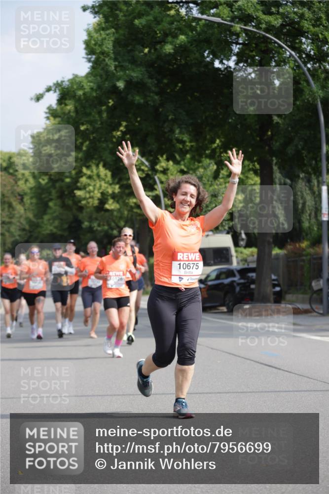 15.06.2025 - REWE Women's Run Jannik Wohlers http://msf.ph/oto/7956699 15.06.2025 08:52:05 Laufen  meine-sportfotos.de
