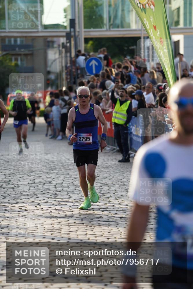 13.06.2025 - Holstenköstenlauf Felixshl http://msf.ph/oto/7956717 13.06.2025 19:47:34 Laufen 2639, 2795, 2858, 3785 meine-sportfotos.de