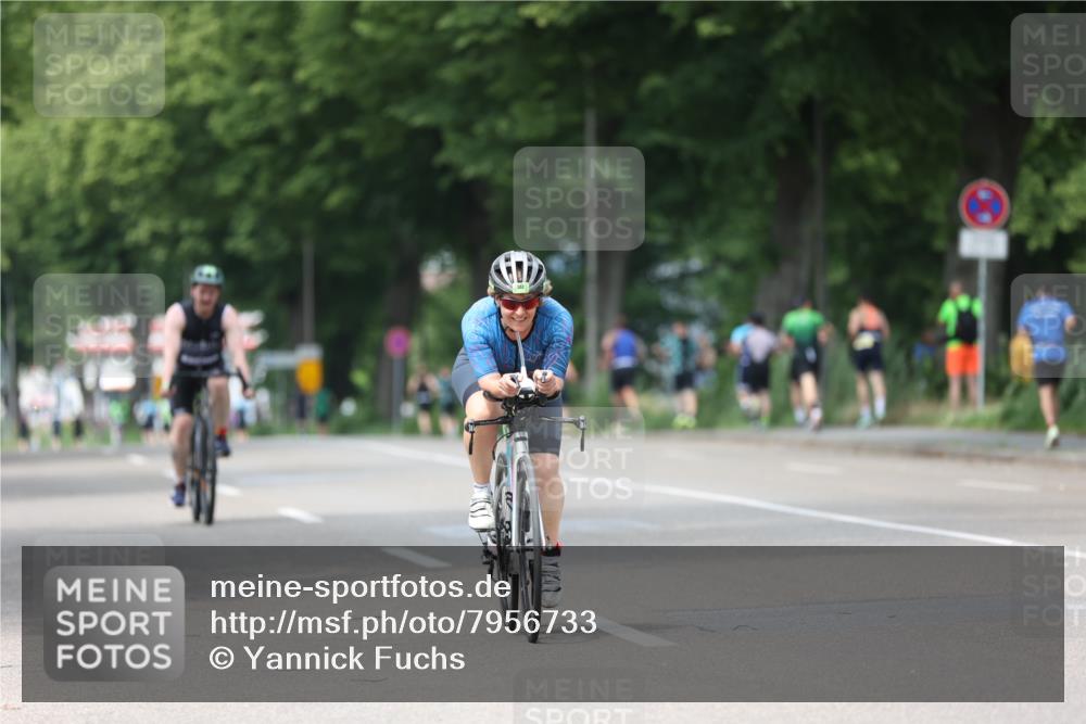 15.06.2025 - 7 Türme Triathlon Yannick Fuchs http://msf.ph/oto/7956733 15.06.2025 13:40:57 Radfahren 603, 758 meine-sportfotos.de
