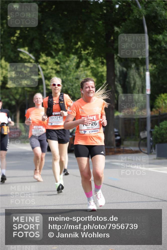 15.06.2025 - REWE Women's Run Jannik Wohlers http://msf.ph/oto/7956739 15.06.2025 08:52:07 Laufen 10733, 10221, 26 meine-sportfotos.de