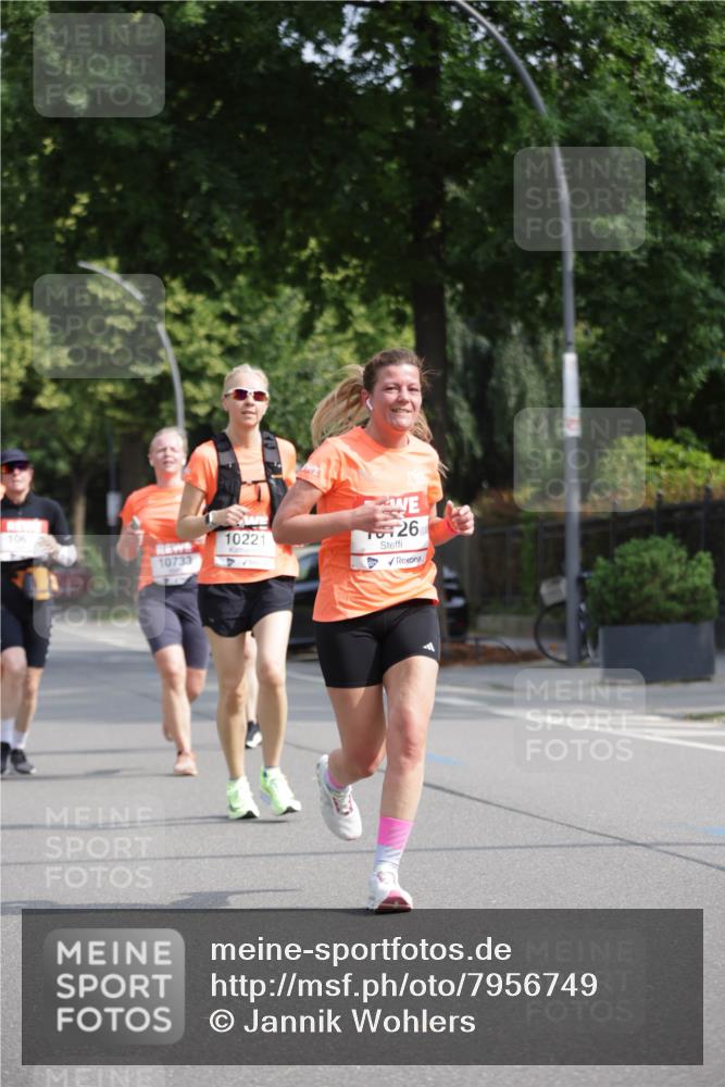 15.06.2025 - REWE Women's Run Jannik Wohlers http://msf.ph/oto/7956749 15.06.2025 08:52:08 Laufen 10733, 10221, 10726 meine-sportfotos.de