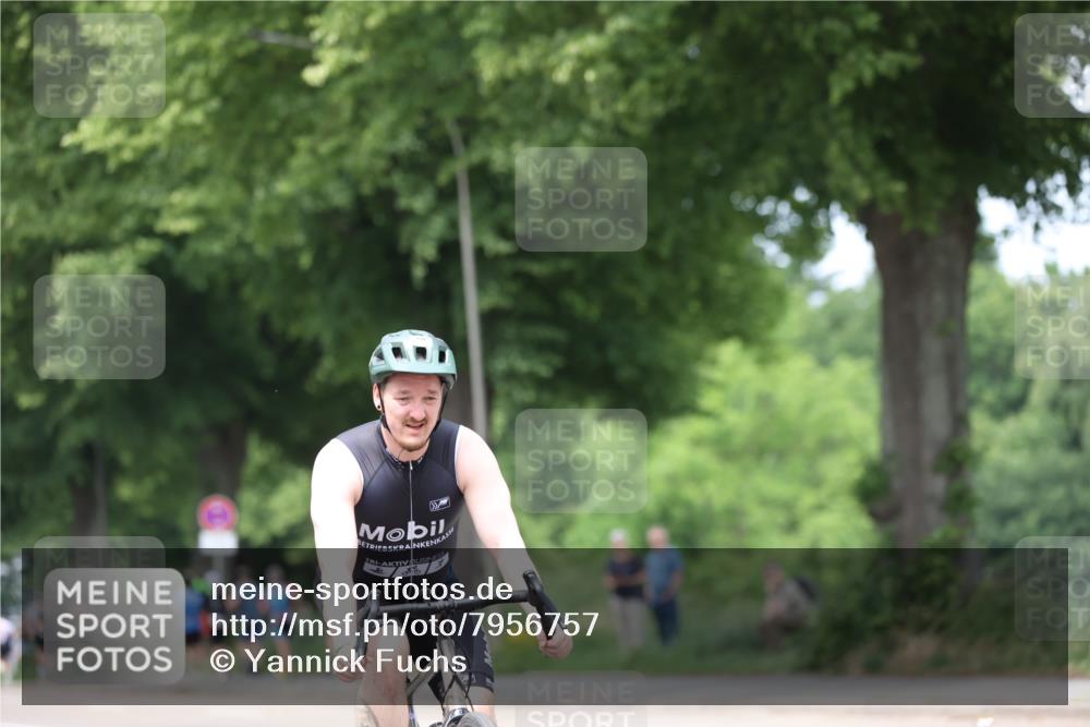 15.06.2025 - 7 Türme Triathlon Yannick Fuchs http://msf.ph/oto/7956757 15.06.2025 13:40:59 Radfahren 758 meine-sportfotos.de