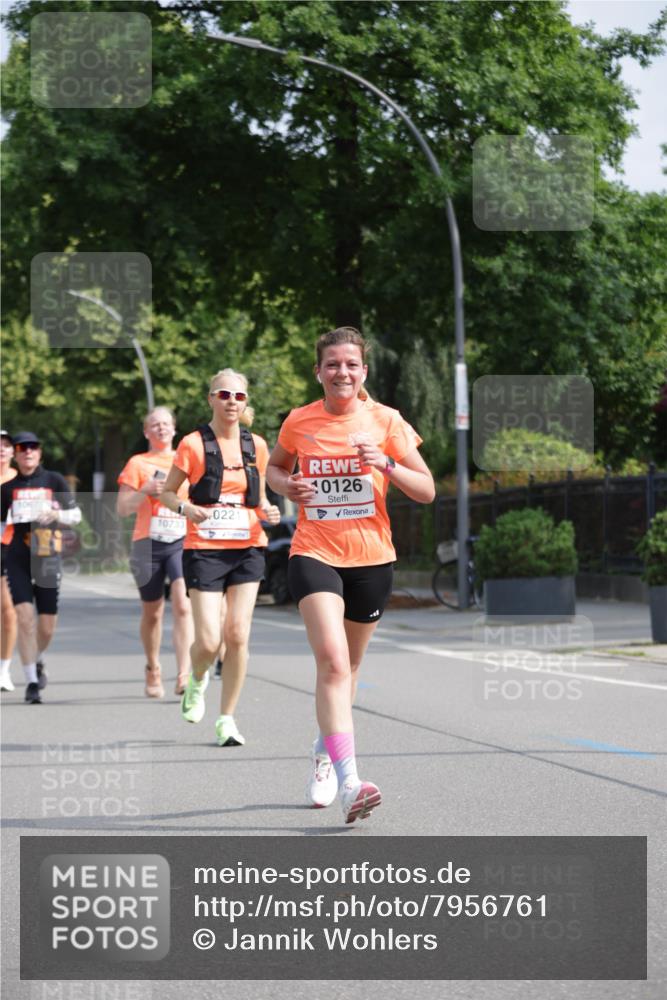 15.06.2025 - REWE Women's Run Jannik Wohlers http://msf.ph/oto/7956761 15.06.2025 08:52:08 Laufen 10733, 0221, 0126 meine-sportfotos.de