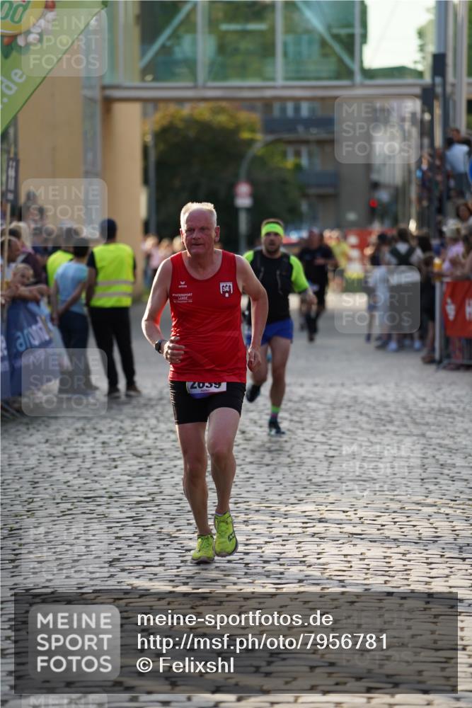 13.06.2025 - Holstenköstenlauf Felixshl http://msf.ph/oto/7956781 13.06.2025 19:47:37 Laufen 2639, 2795, 2858 meine-sportfotos.de