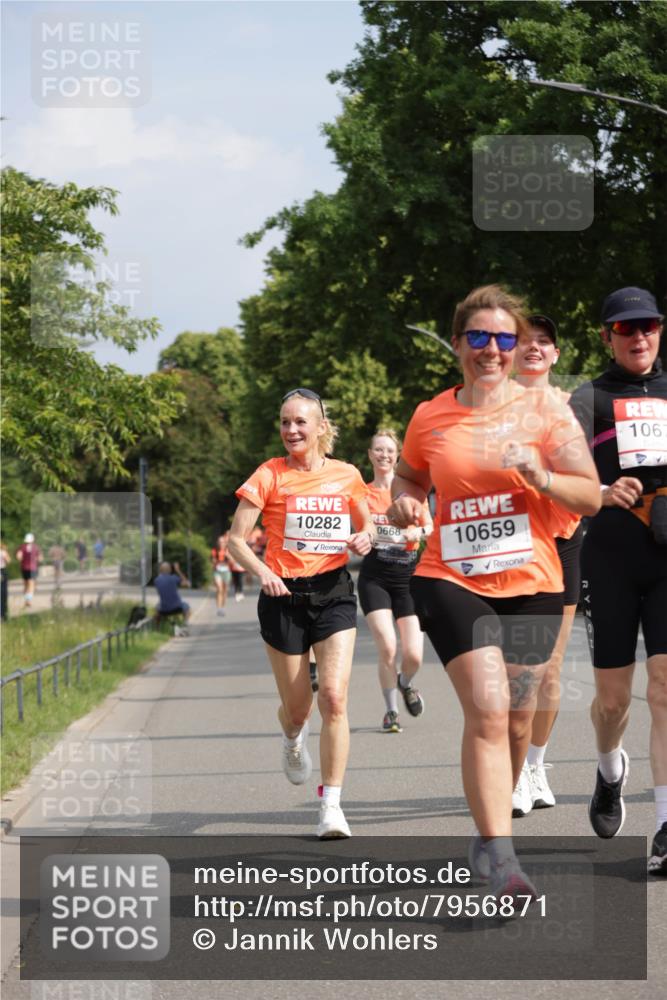 15.06.2025 - REWE Women's Run Jannik Wohlers http://msf.ph/oto/7956871 15.06.2025 08:52:11 Laufen 10282, 0668, 10659, 1067 meine-sportfotos.de
