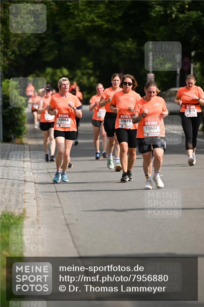 15.06.2025 - REWE Women's Run Dr. Thomas Lammeyer http://msf.ph/oto/7956880 15.06.2025 09:47:07 Laufen 10664, 1015, 10619, 10637, 10678 meine-sportfotos.de