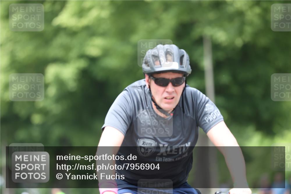15.06.2025 - 7 Türme Triathlon Yannick Fuchs http://msf.ph/oto/7956904 15.06.2025 13:41:38 Radfahren 1101 meine-sportfotos.de