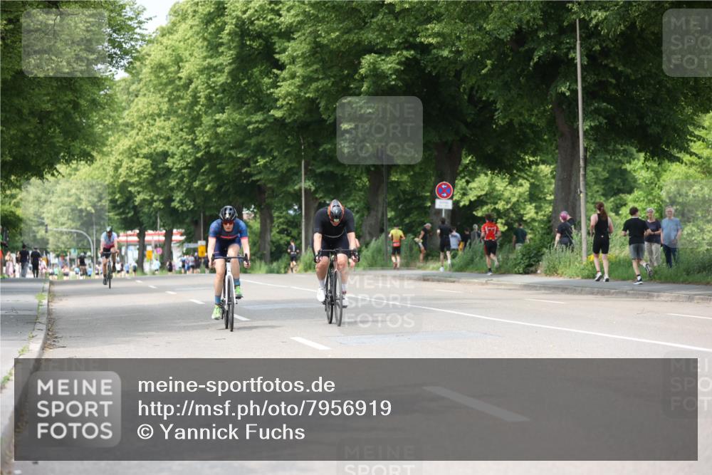 15.06.2025 - 7 Türme Triathlon Yannick Fuchs http://msf.ph/oto/7956919 15.06.2025 13:41:56 Radfahren 670, 921 meine-sportfotos.de