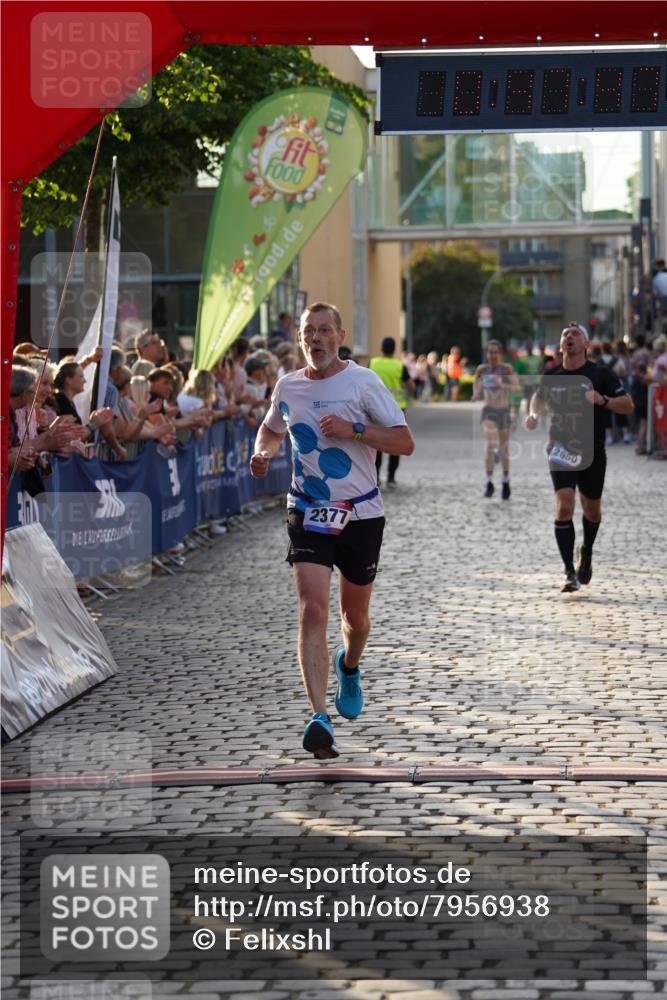 13.06.2025 - Holstenköstenlauf Felixshl http://msf.ph/oto/7956938 13.06.2025 19:47:46 Laufen 2377, 2604, 2650, 2858 meine-sportfotos.de