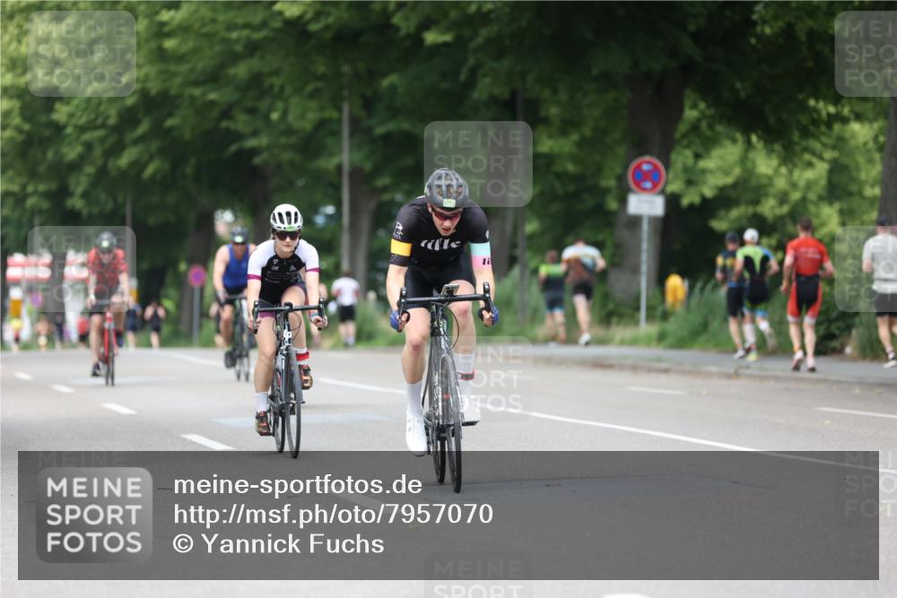 15.06.2025 - 7 Türme Triathlon Yannick Fuchs http://msf.ph/oto/7957070 15.06.2025 13:42:36 Radfahren 675, 1065, 1147 meine-sportfotos.de