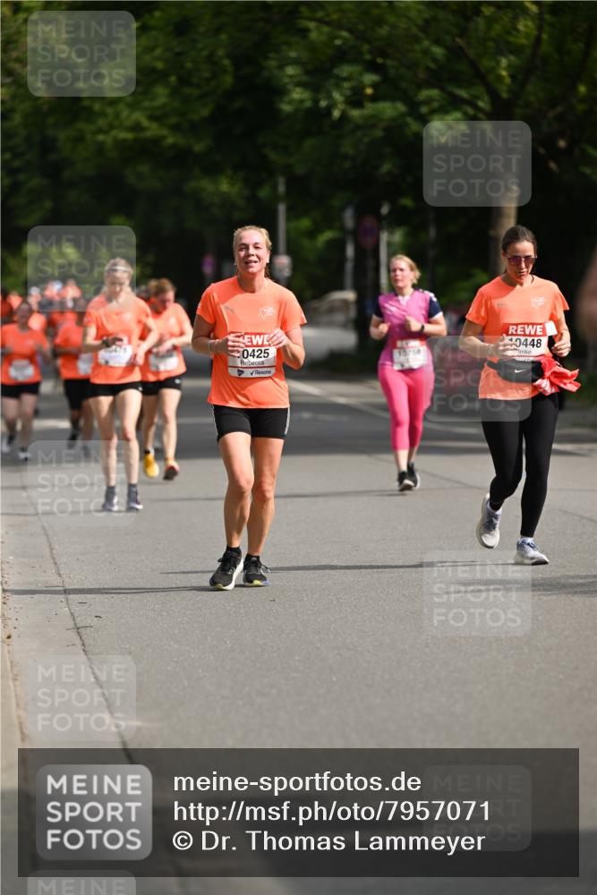 15.06.2025 - REWE Women's Run Dr. Thomas Lammeyer http://msf.ph/oto/7957071 15.06.2025 09:47:19 Laufen 0425, 10750, 0448 meine-sportfotos.de