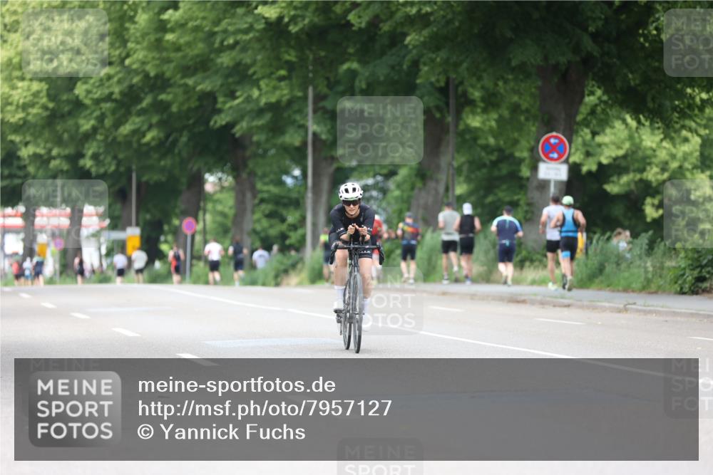 15.06.2025 - 7 Türme Triathlon Yannick Fuchs http://msf.ph/oto/7957127 15.06.2025 13:42:46 Radfahren 486 meine-sportfotos.de