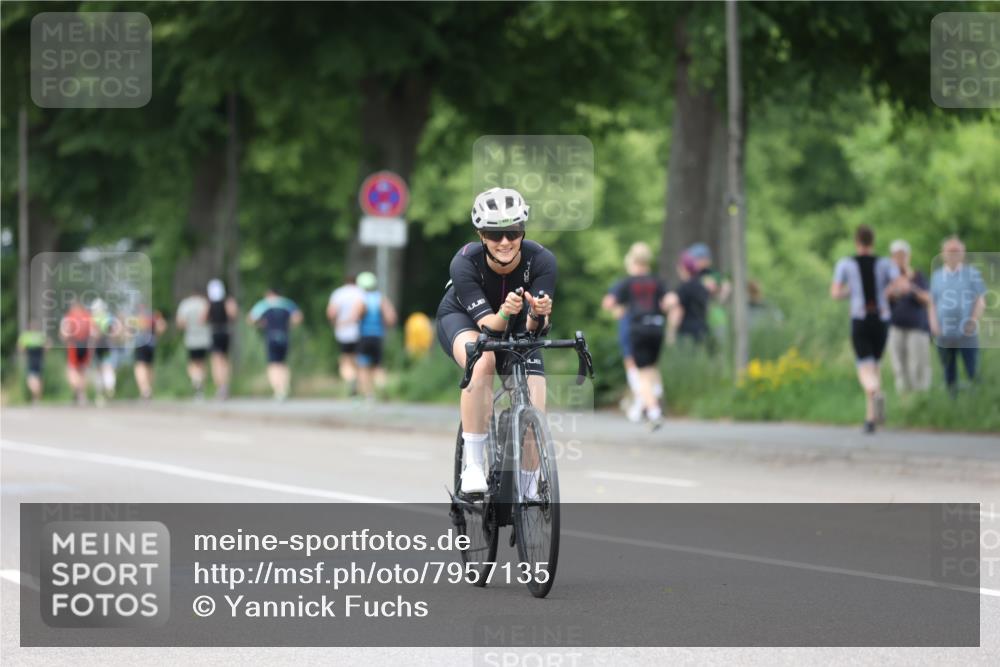 15.06.2025 - 7 Türme Triathlon Yannick Fuchs http://msf.ph/oto/7957135 15.06.2025 13:42:48 Radfahren 486, 1056 meine-sportfotos.de