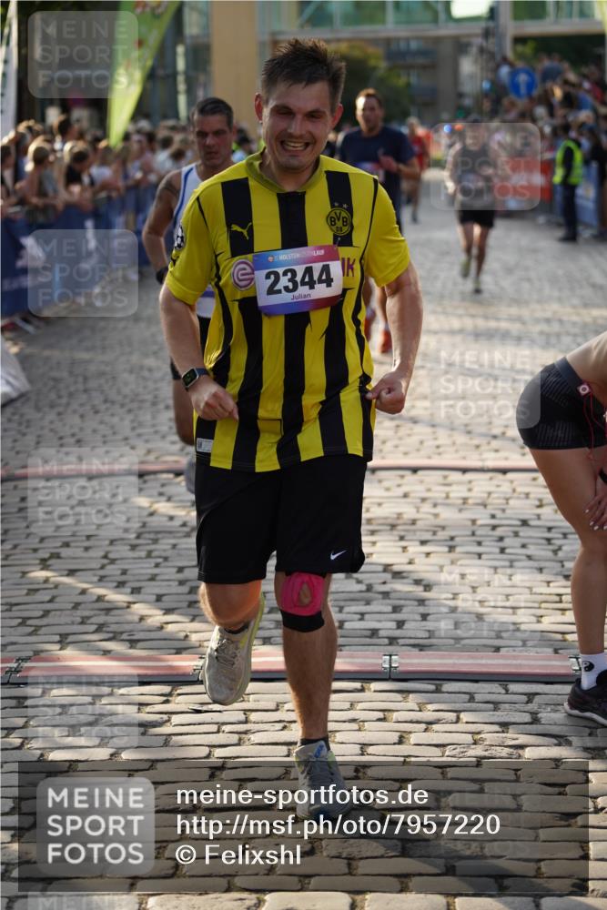 13.06.2025 - Holstenköstenlauf Felixshl http://msf.ph/oto/7957220 13.06.2025 19:48:05 Laufen 2064, 2183, 2344, 2477, 2804, 3574, 3575, 3603 meine-sportfotos.de