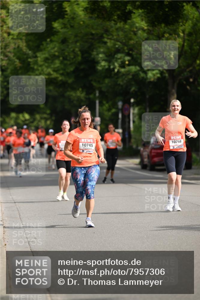 15.06.2025 - REWE Women's Run Dr. Thomas Lammeyer http://msf.ph/oto/7957306 15.06.2025 09:47:34 Laufen 10768, 10745 meine-sportfotos.de