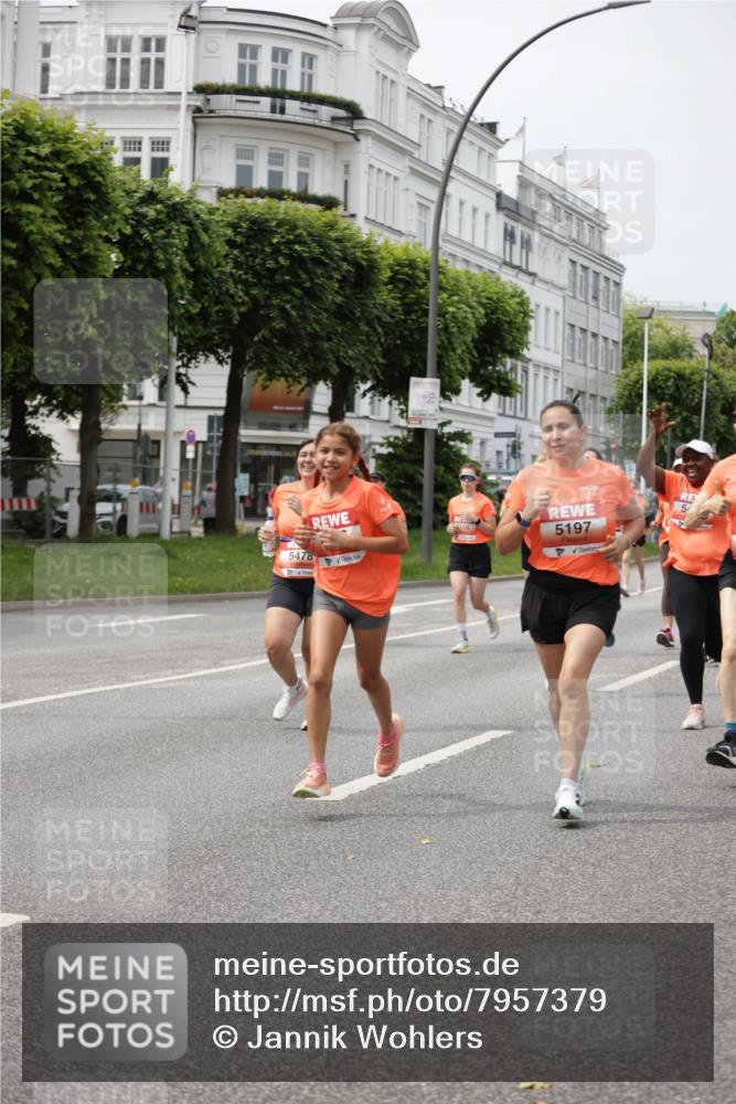 15.06.2025 - REWE Women's Run Jannik Wohlers http://msf.ph/oto/7957379 15.06.2025 09:44:01 Laufen 5197 meine-sportfotos.de